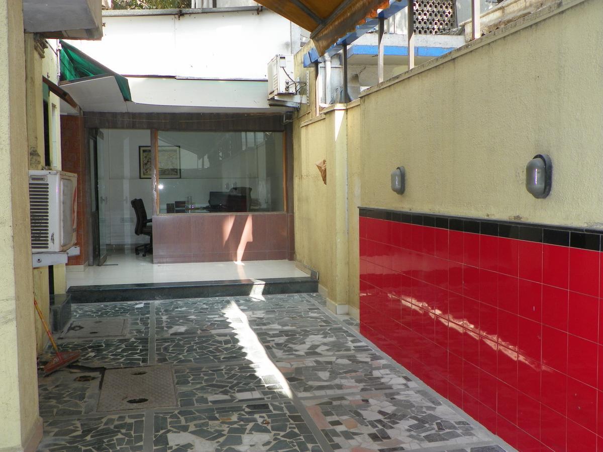 Hotel Rajdeep Pune Exteriör bild