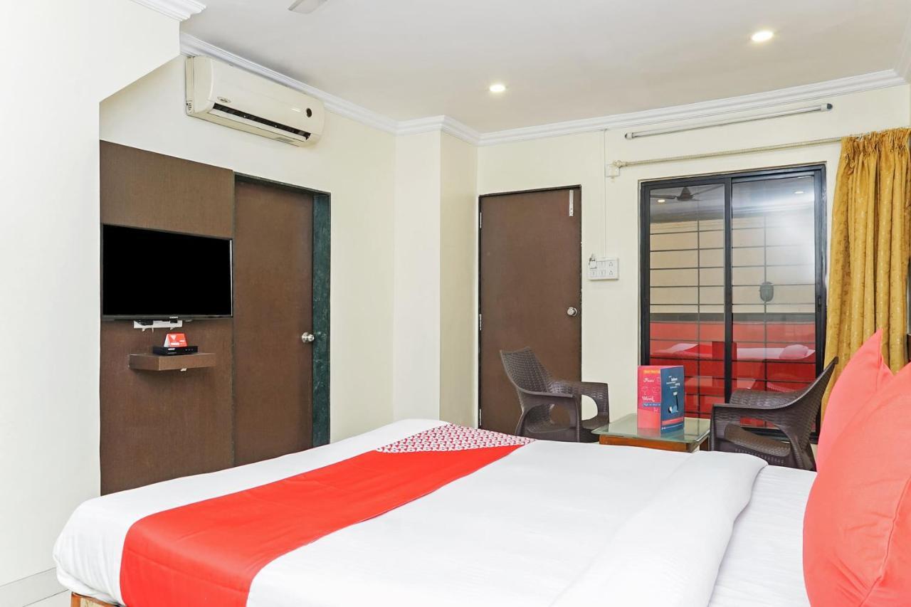 Hotel Rajdeep Pune Exteriör bild