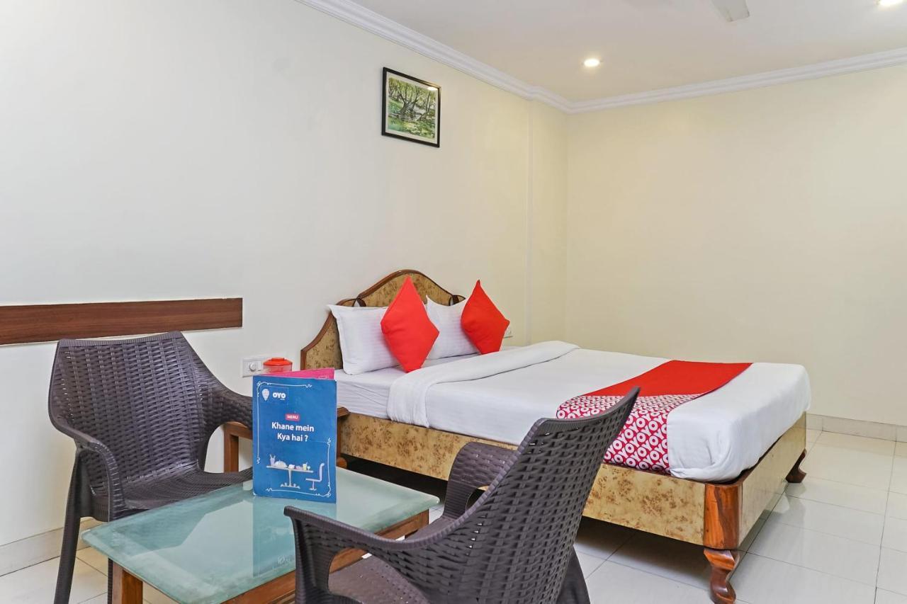 Hotel Rajdeep Pune Exteriör bild